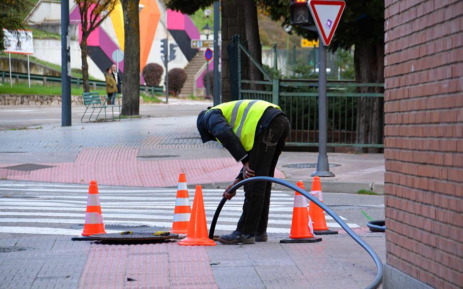 déboucher canalisations wc Cergy